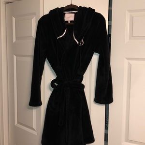 VS Fleece Bathrobe
